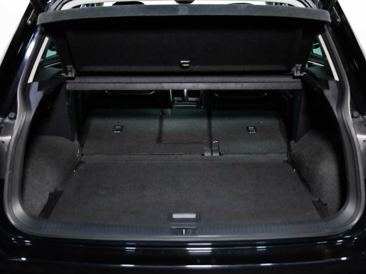 Купить Volkswagen Tiguan с пробегом. Фото: #31