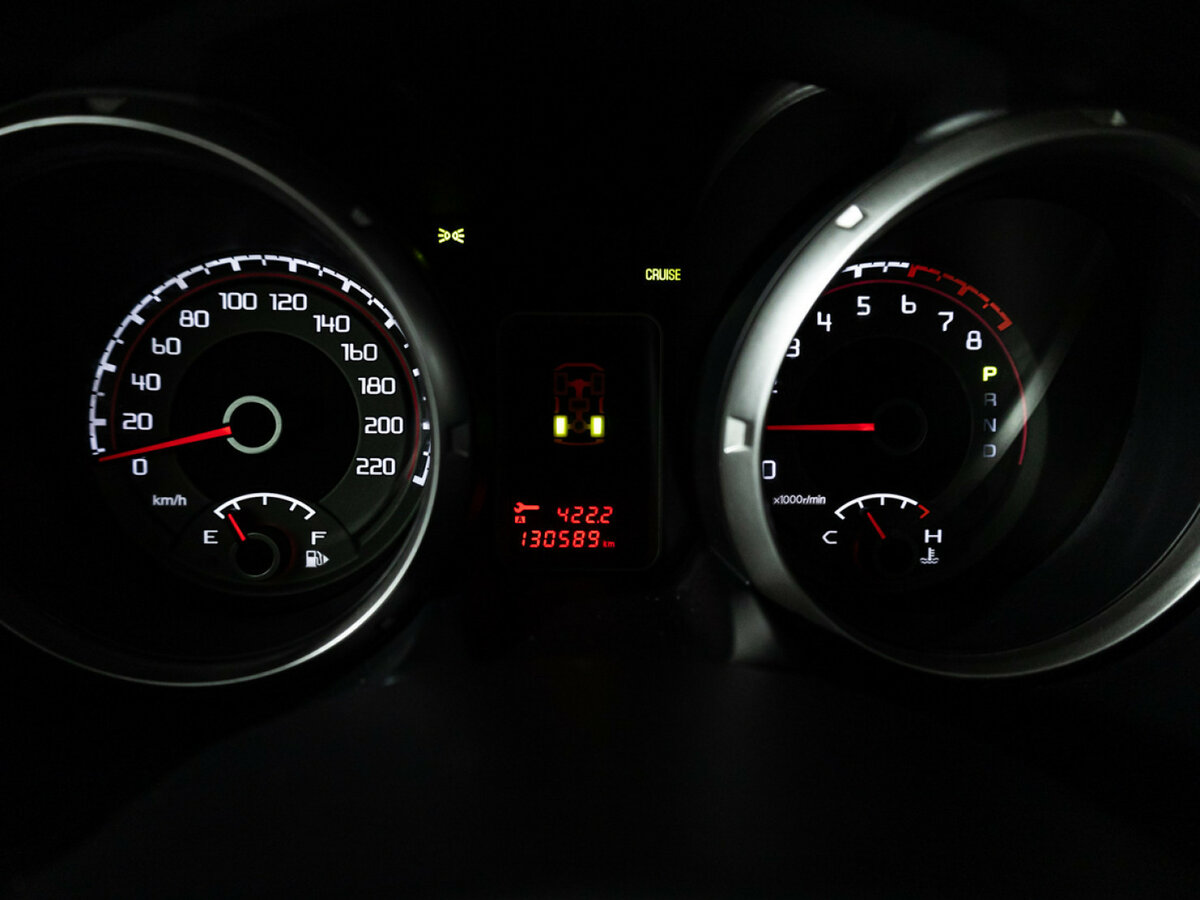 Купить Mitsubishi Pajero с пробегом. Фото: #10