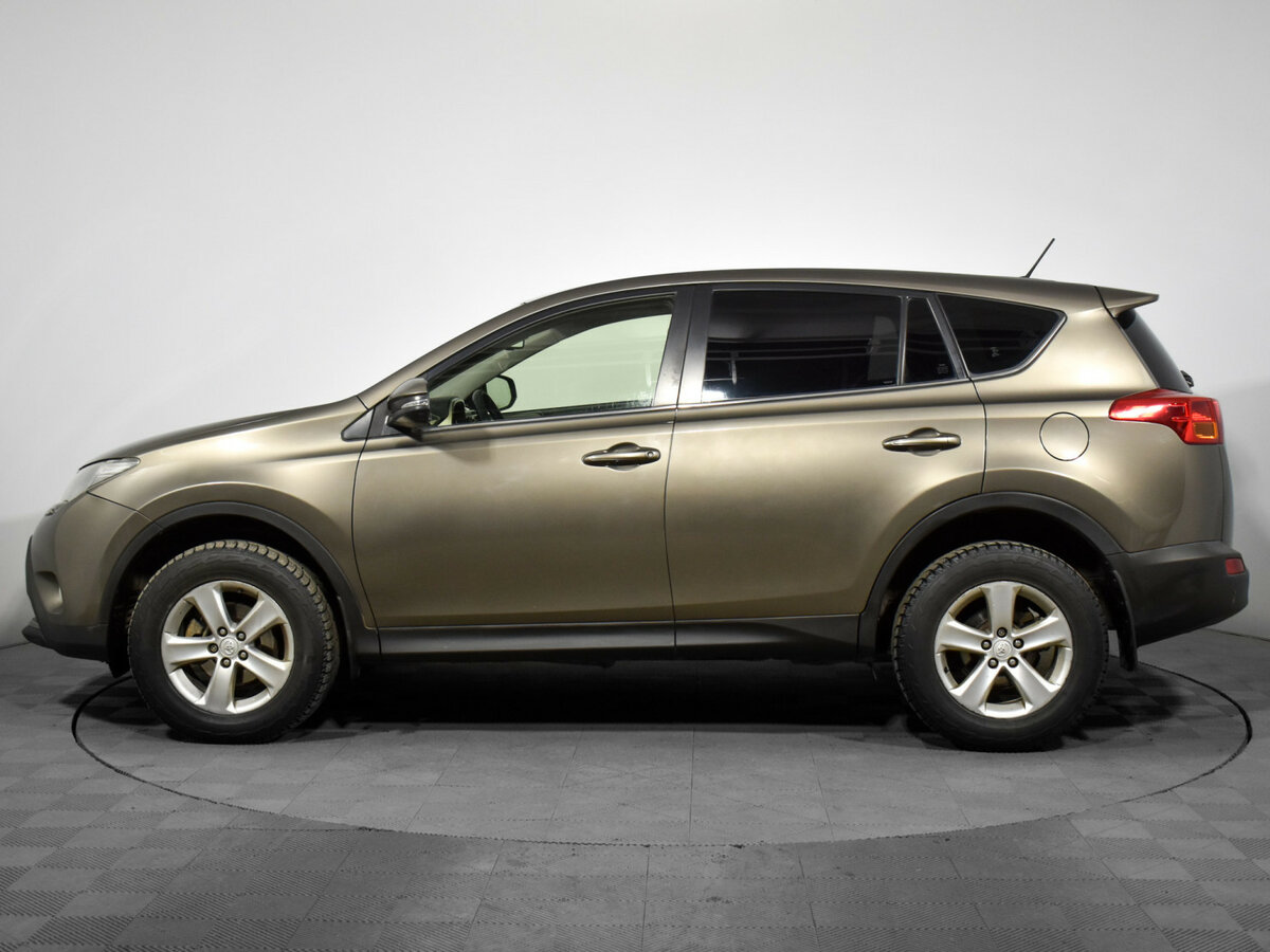 Купить Toyota RAV4 с пробегом. Фото: #7