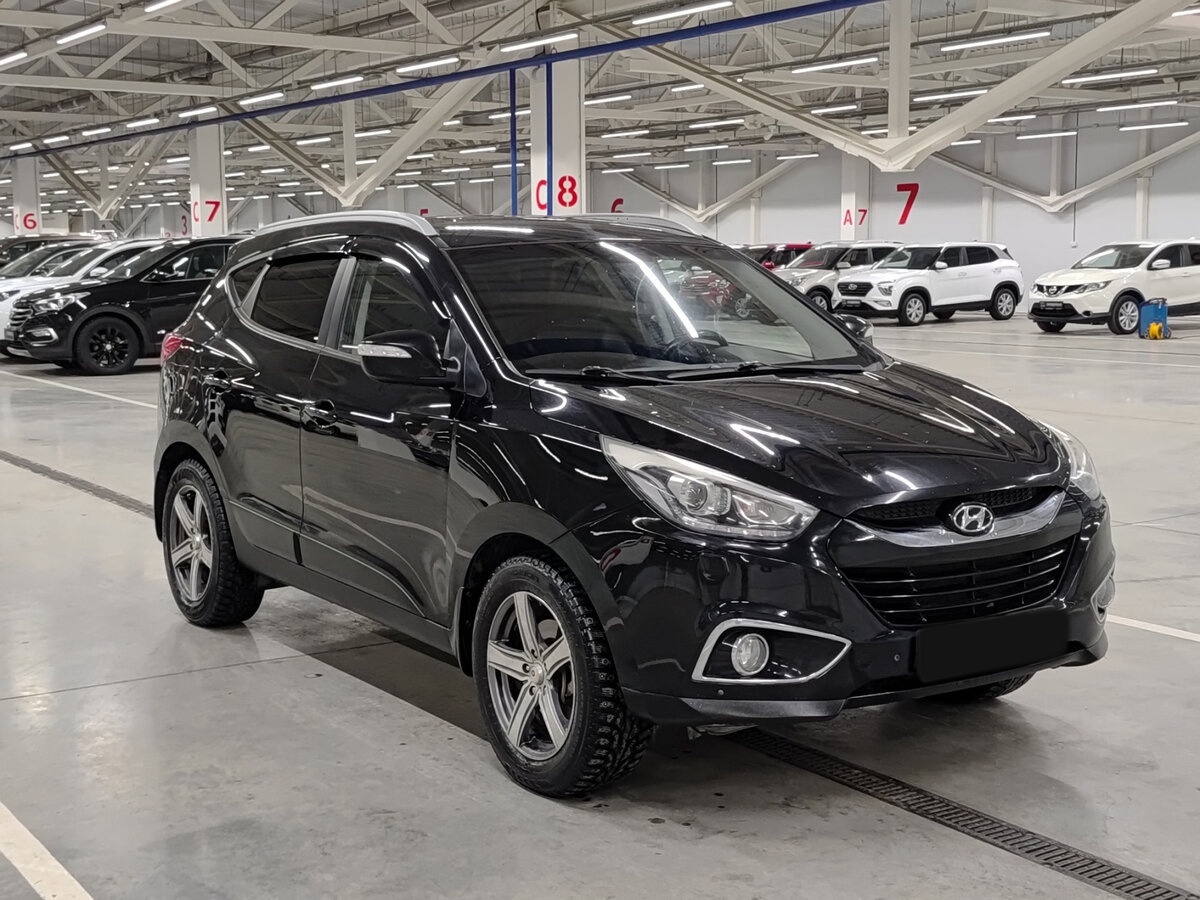 Купить Hyundai ix35 с пробегом. Фото: #2