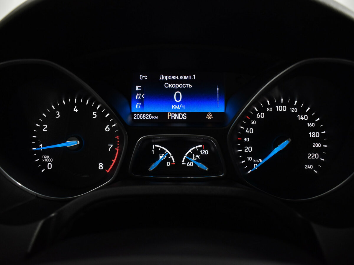Купить Ford Focus с пробегом. Фото: #17