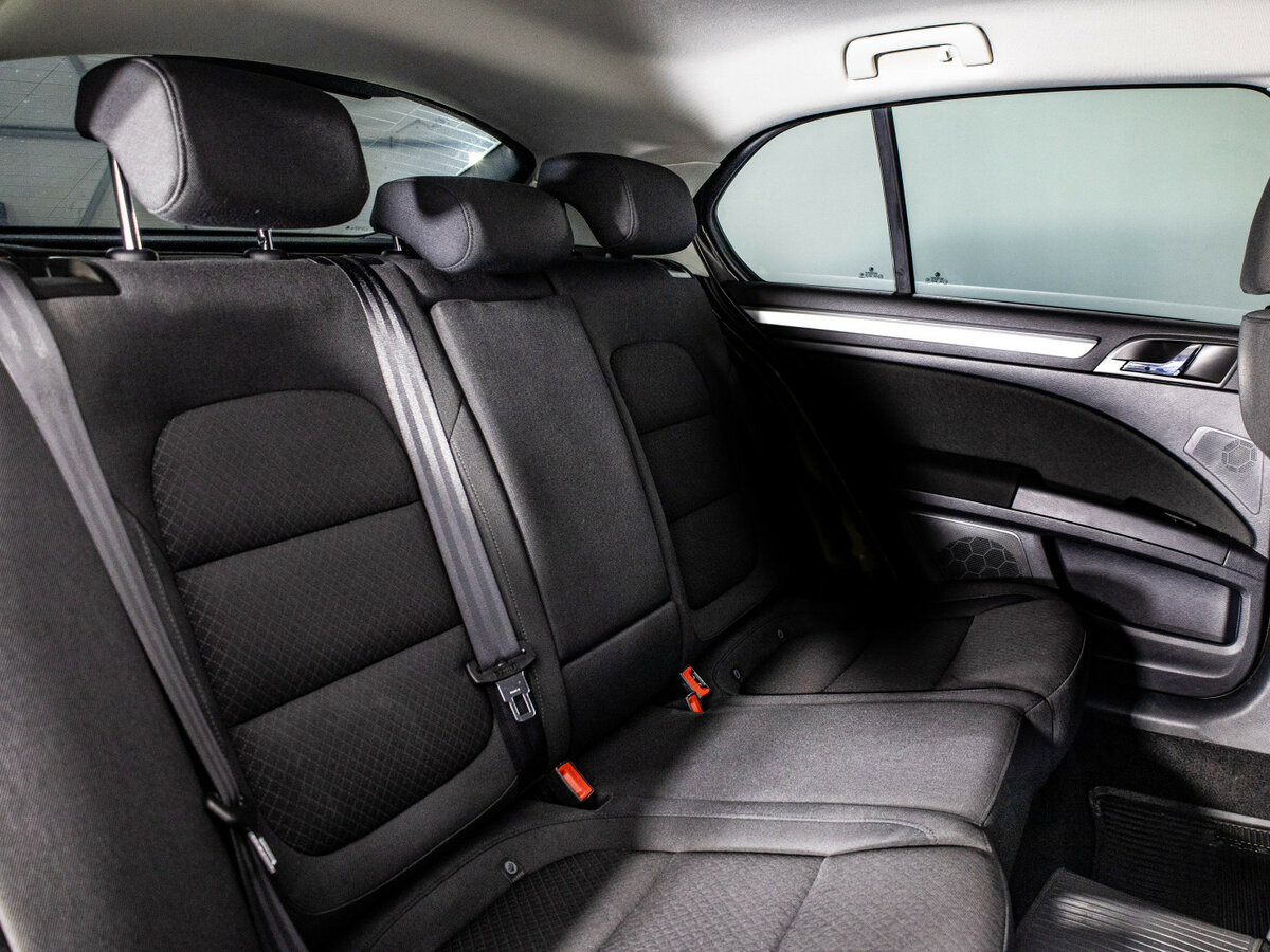 Купить Skoda Superb с пробегом. Фото: #9