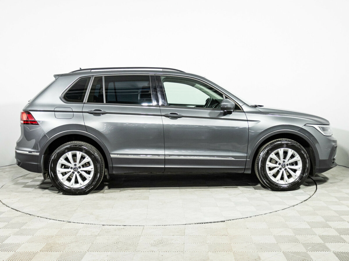 Купить Volkswagen Tiguan с пробегом. Фото: #3