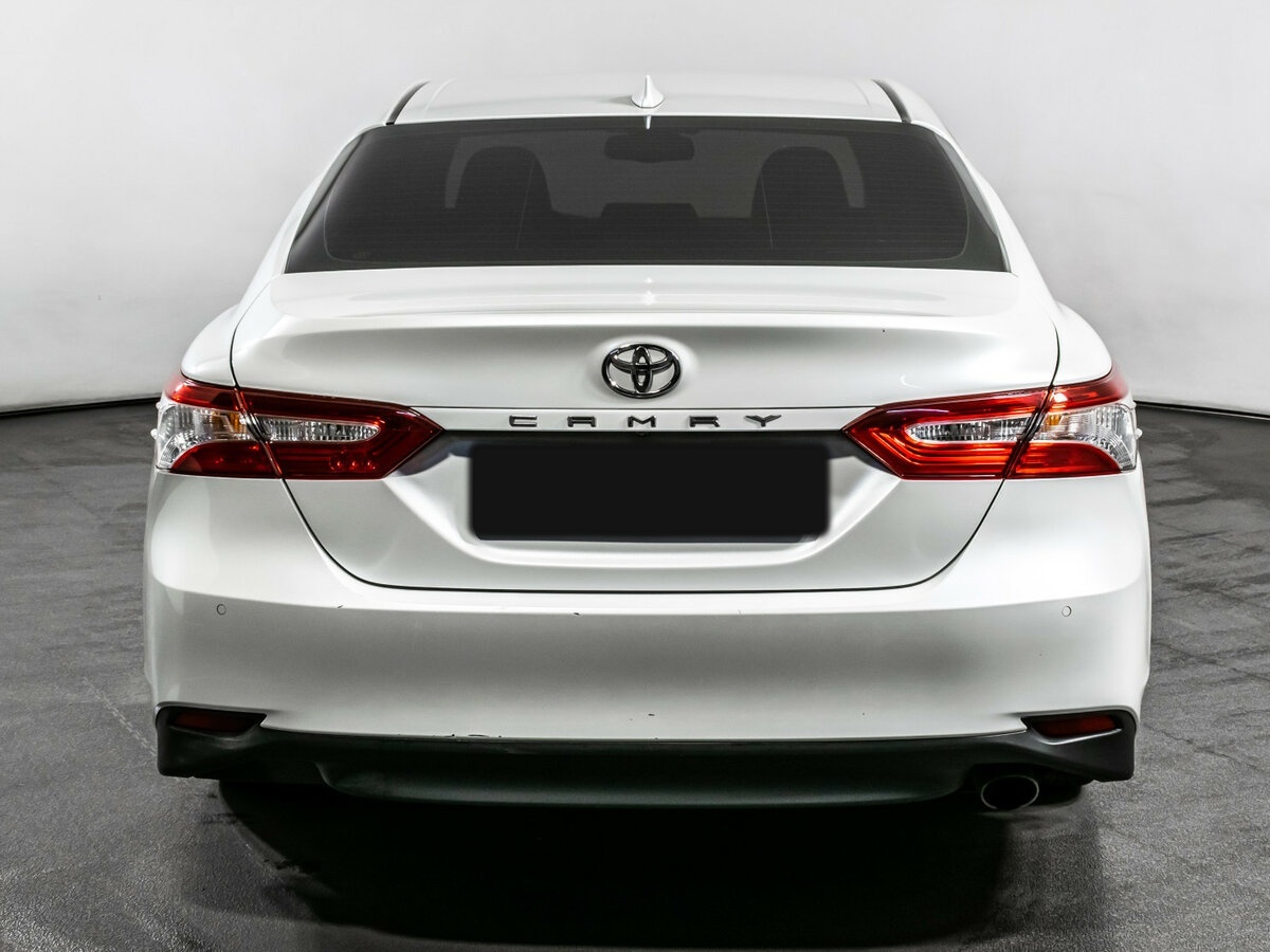 Купить Toyota Camry с пробегом. Фото: #4