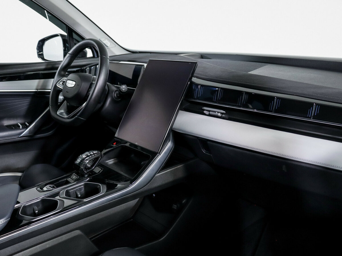 Купить Geely Atlas с пробегом. Фото: #8