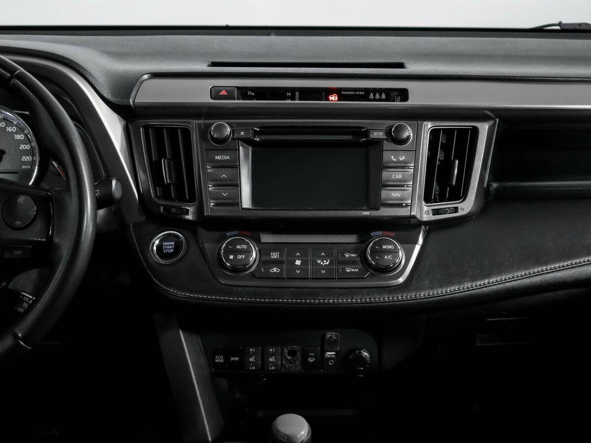 Купить Toyota RAV4 с пробегом. Фото: #12