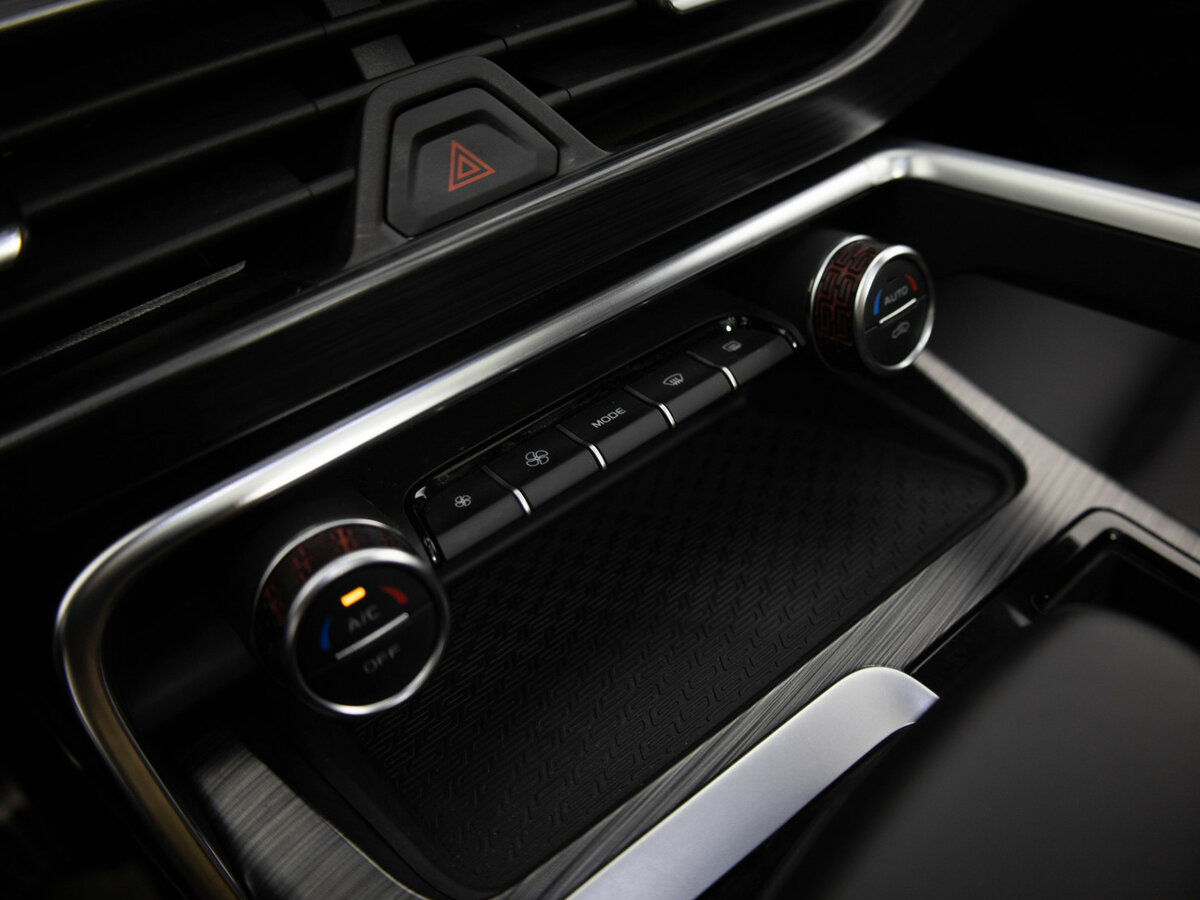 Купить Geely Tugella с пробегом. Фото: #11