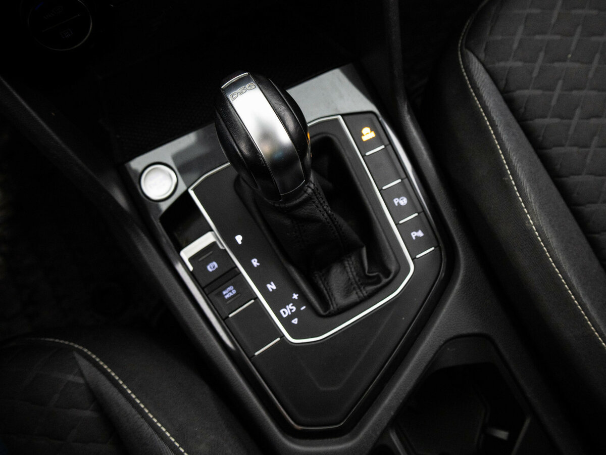 Купить Volkswagen Tiguan с пробегом. Фото: #18