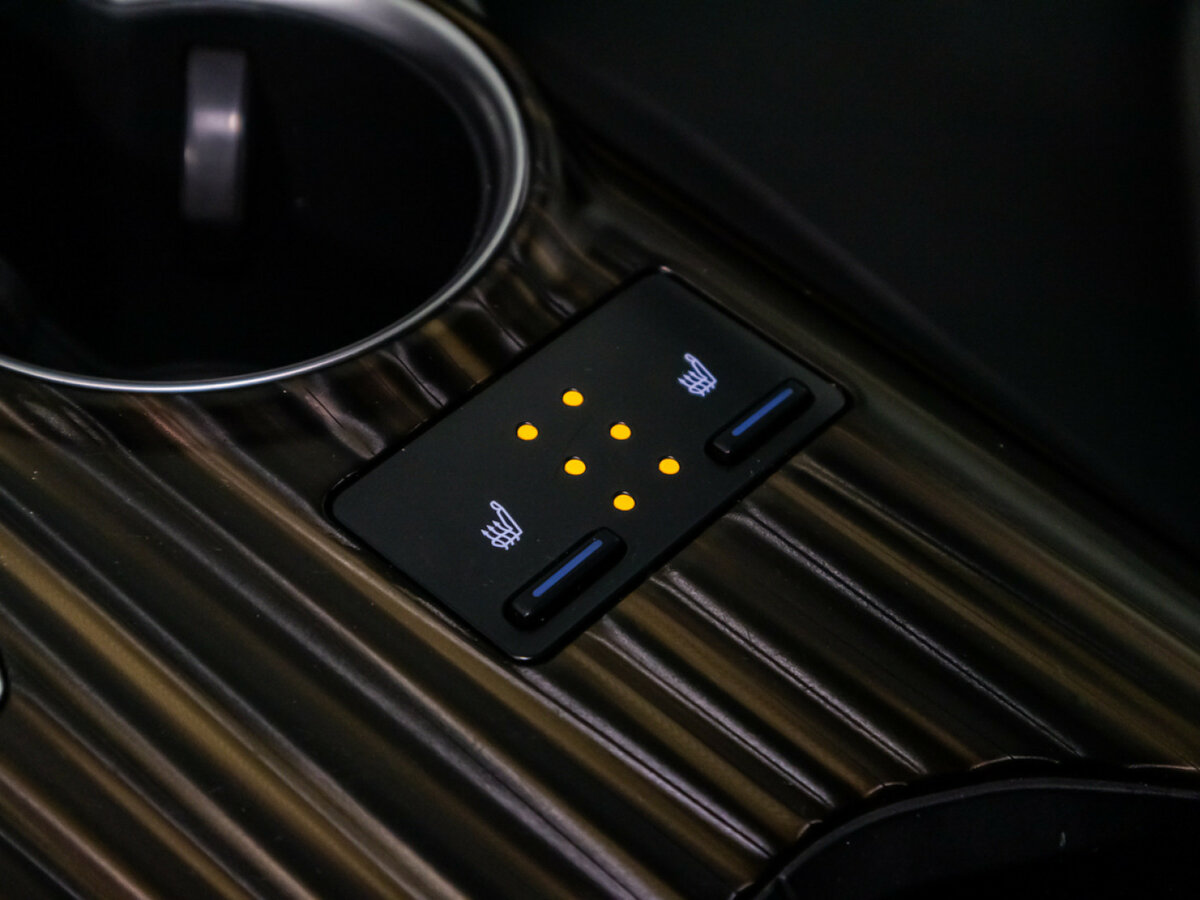 Купить Toyota Camry с пробегом. Фото: #20