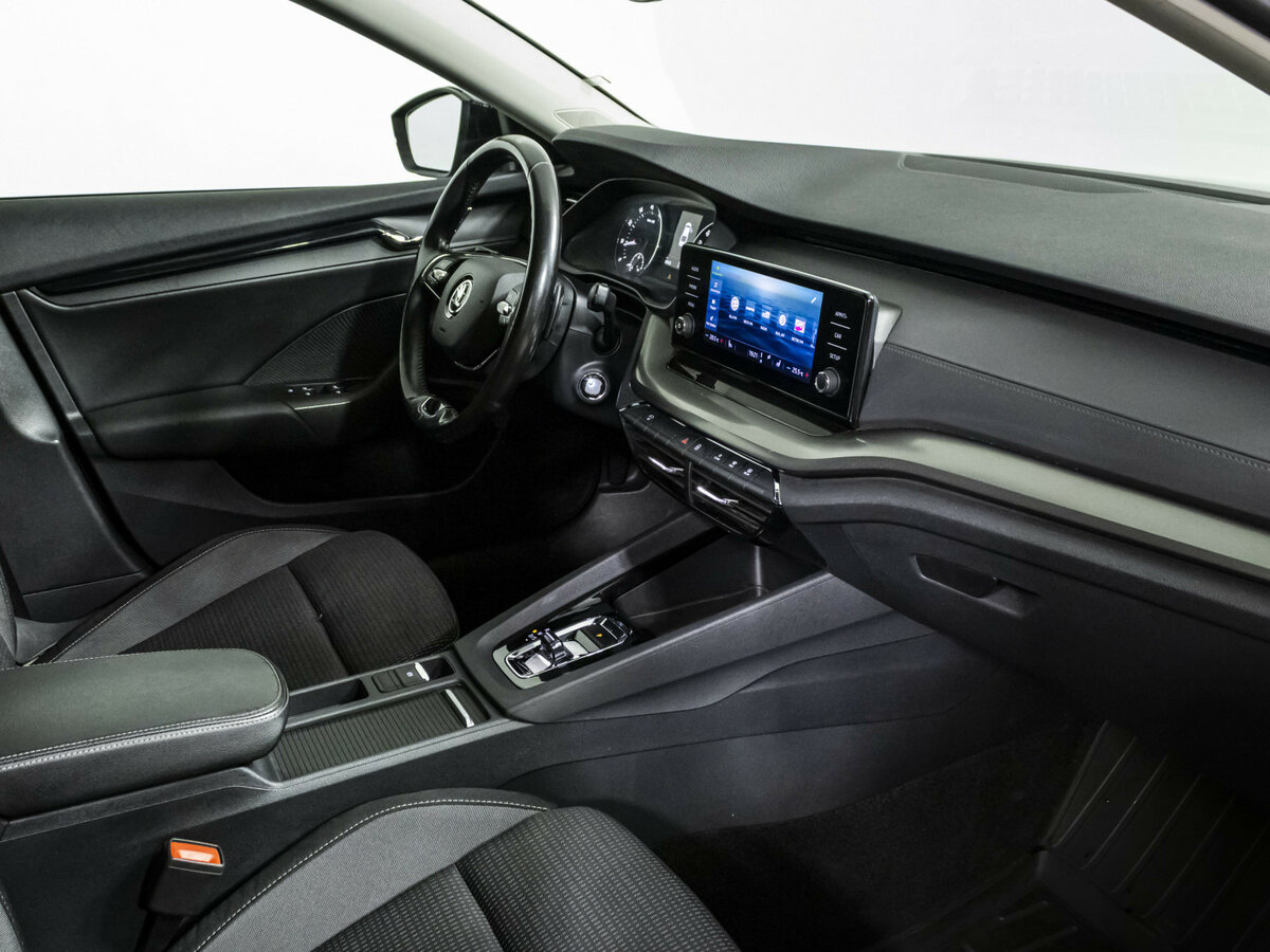 Купить Skoda Octavia с пробегом. Фото: #6