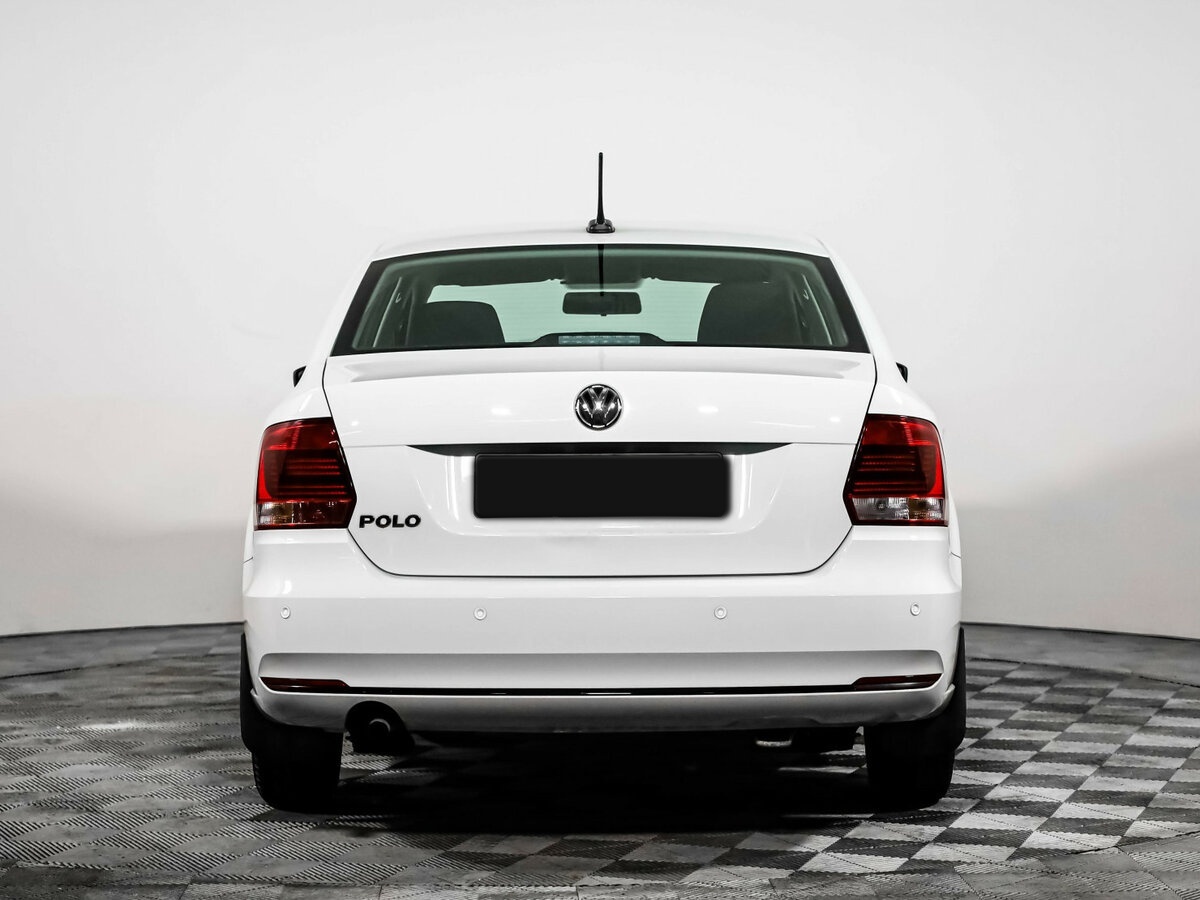 Купить Volkswagen Polo с пробегом. Фото: #4