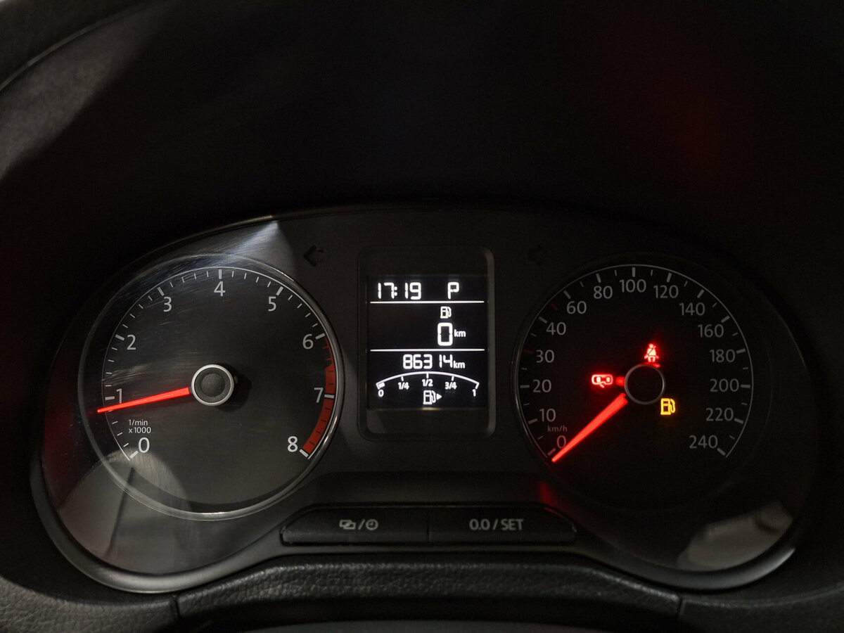 Купить Volkswagen Polo с пробегом. Фото: #12
