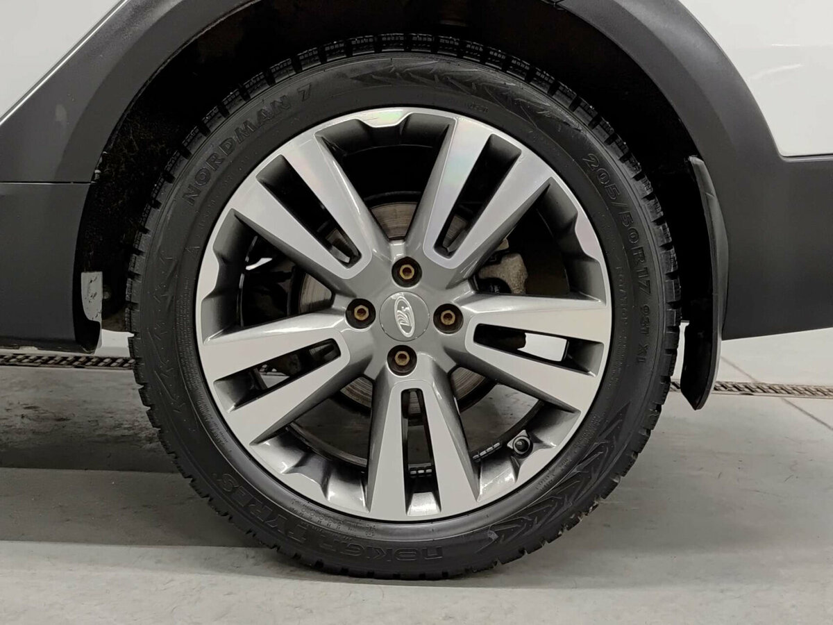 Купить Lada (ВАЗ) Vesta с пробегом. Фото: #17