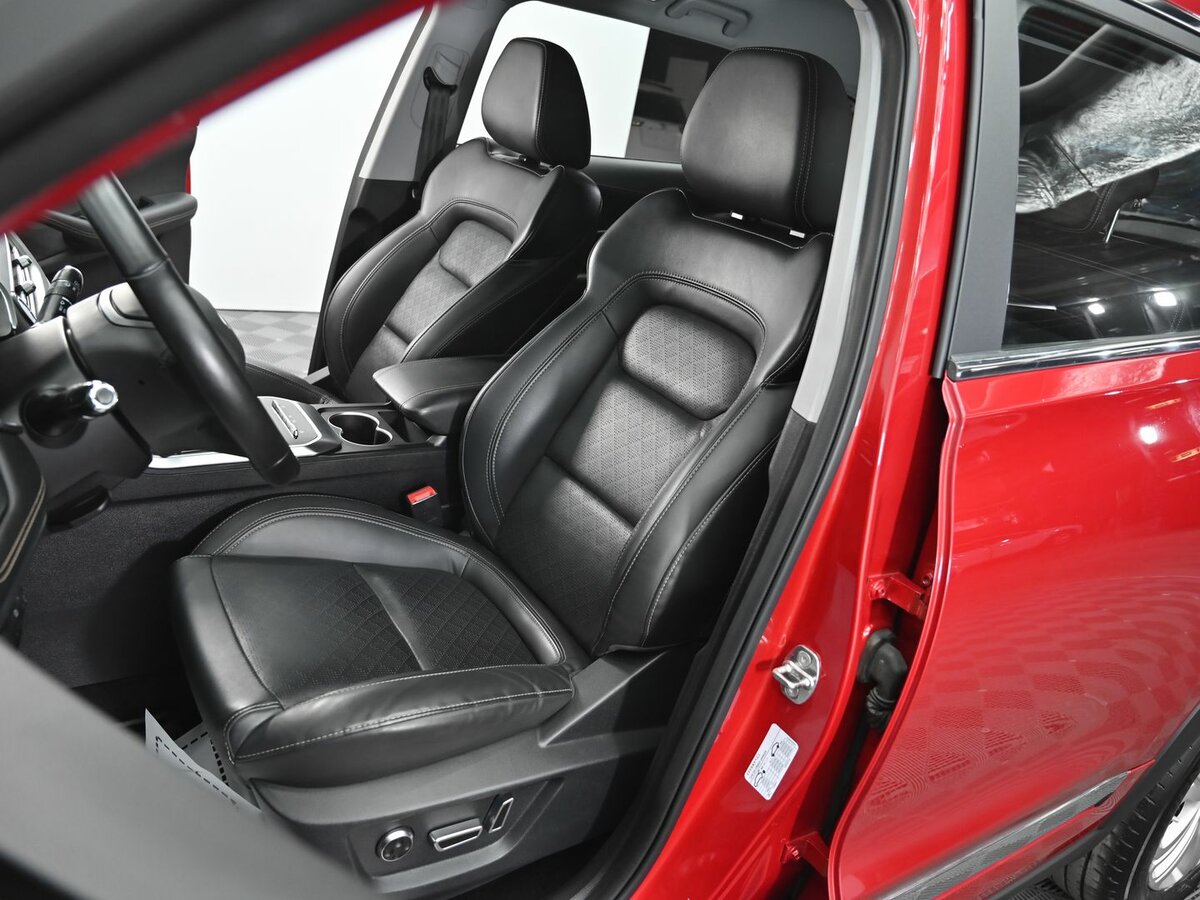 Купить Chery Tiggo 8 с пробегом. Фото: #5