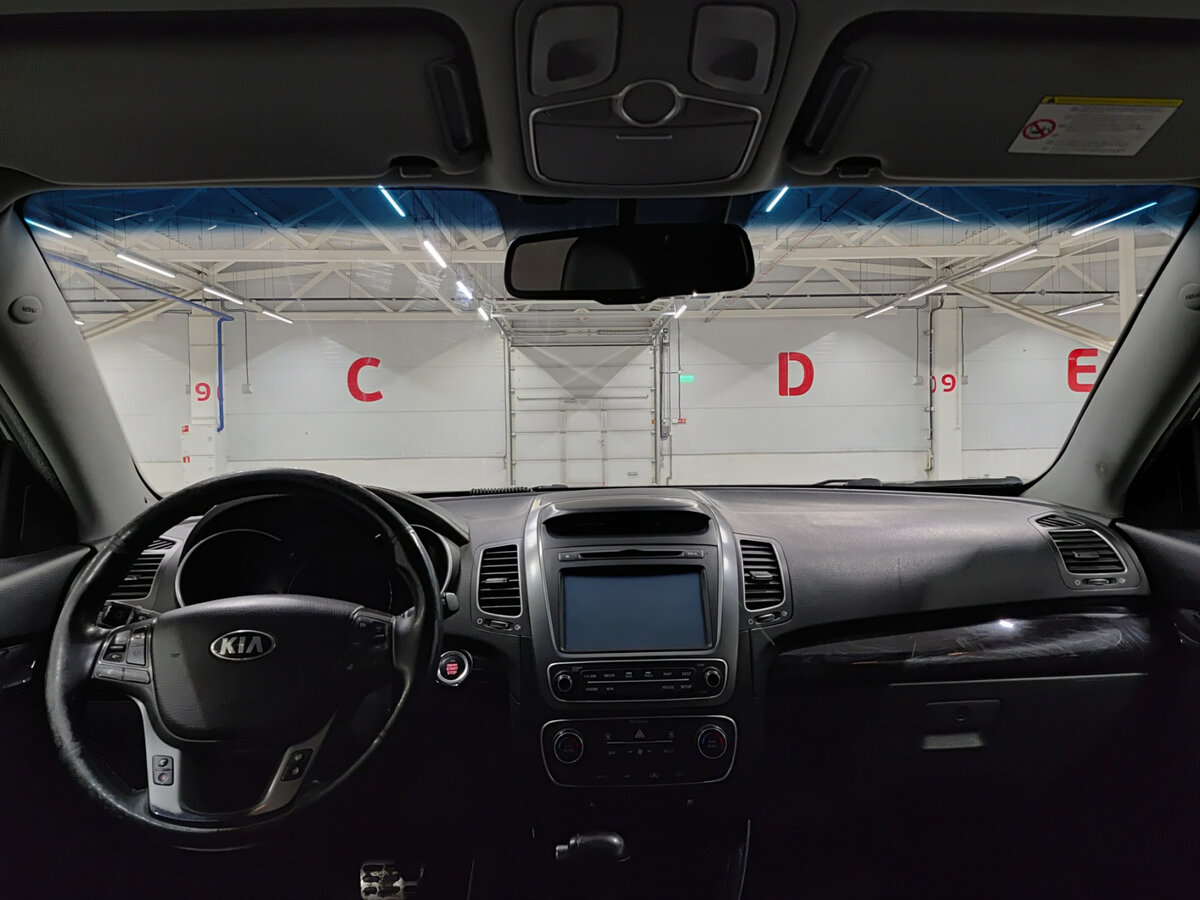 Купить Kia Sorento с пробегом. Фото: #13