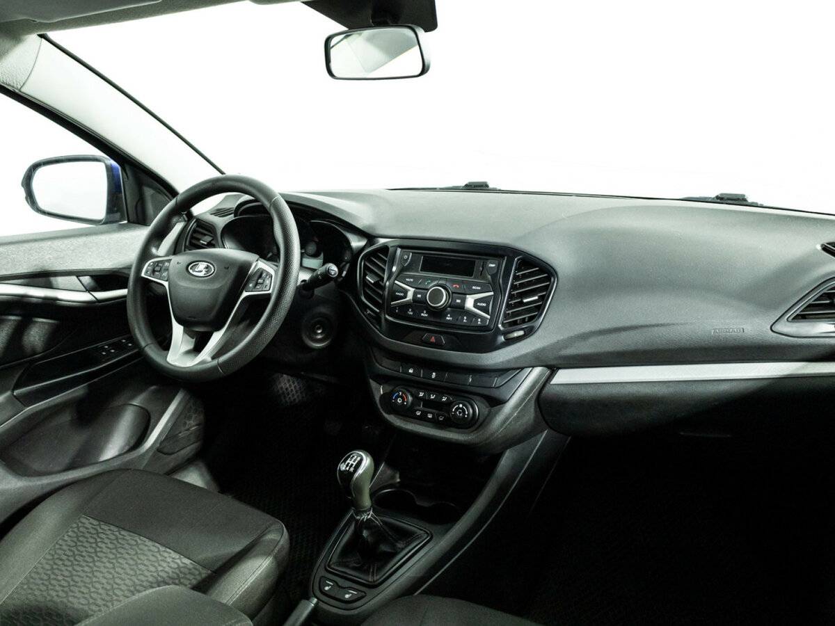 Купить Lada (ВАЗ) Vesta с пробегом. Фото: #8