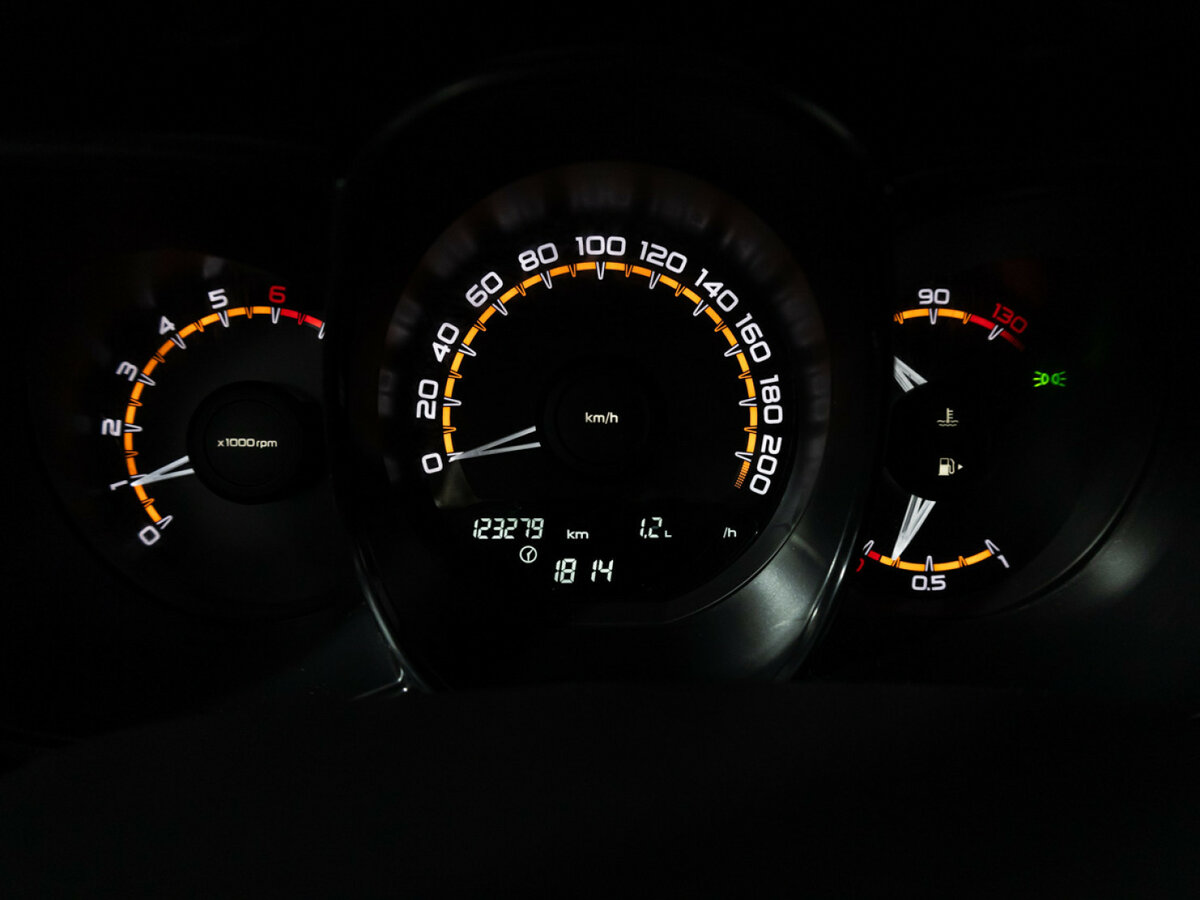 Купить Lada (ВАЗ) Vesta с пробегом. Фото: #11