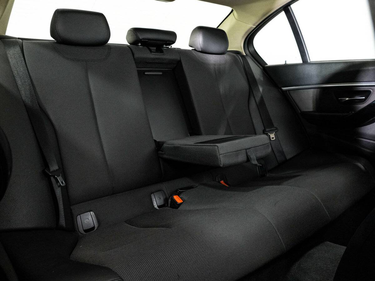 Купить BMW 3 серии с пробегом. Фото: #16