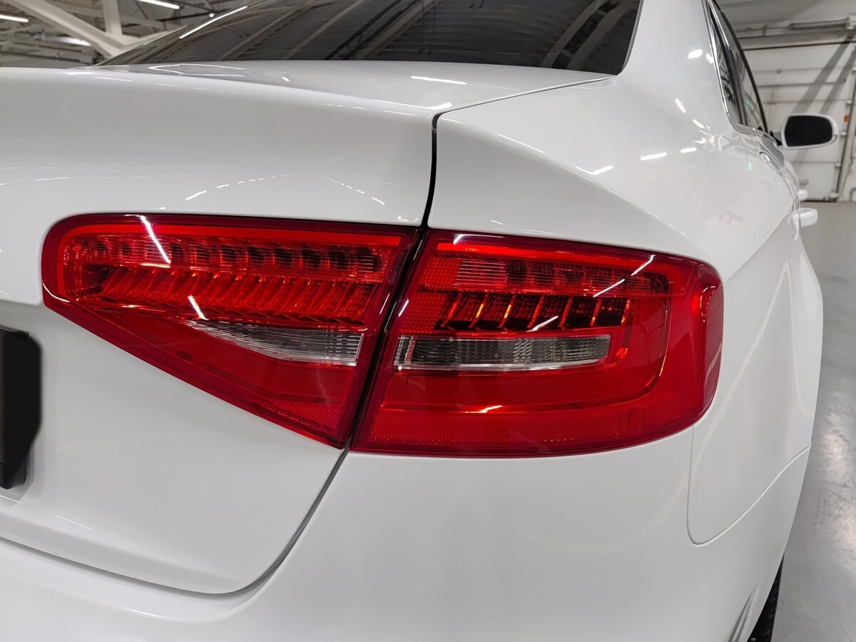 Купить Audi A4 с пробегом. Фото: #8