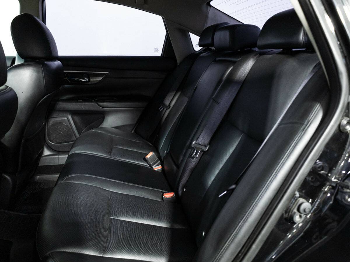 Купить Nissan Teana с пробегом. Фото: #8