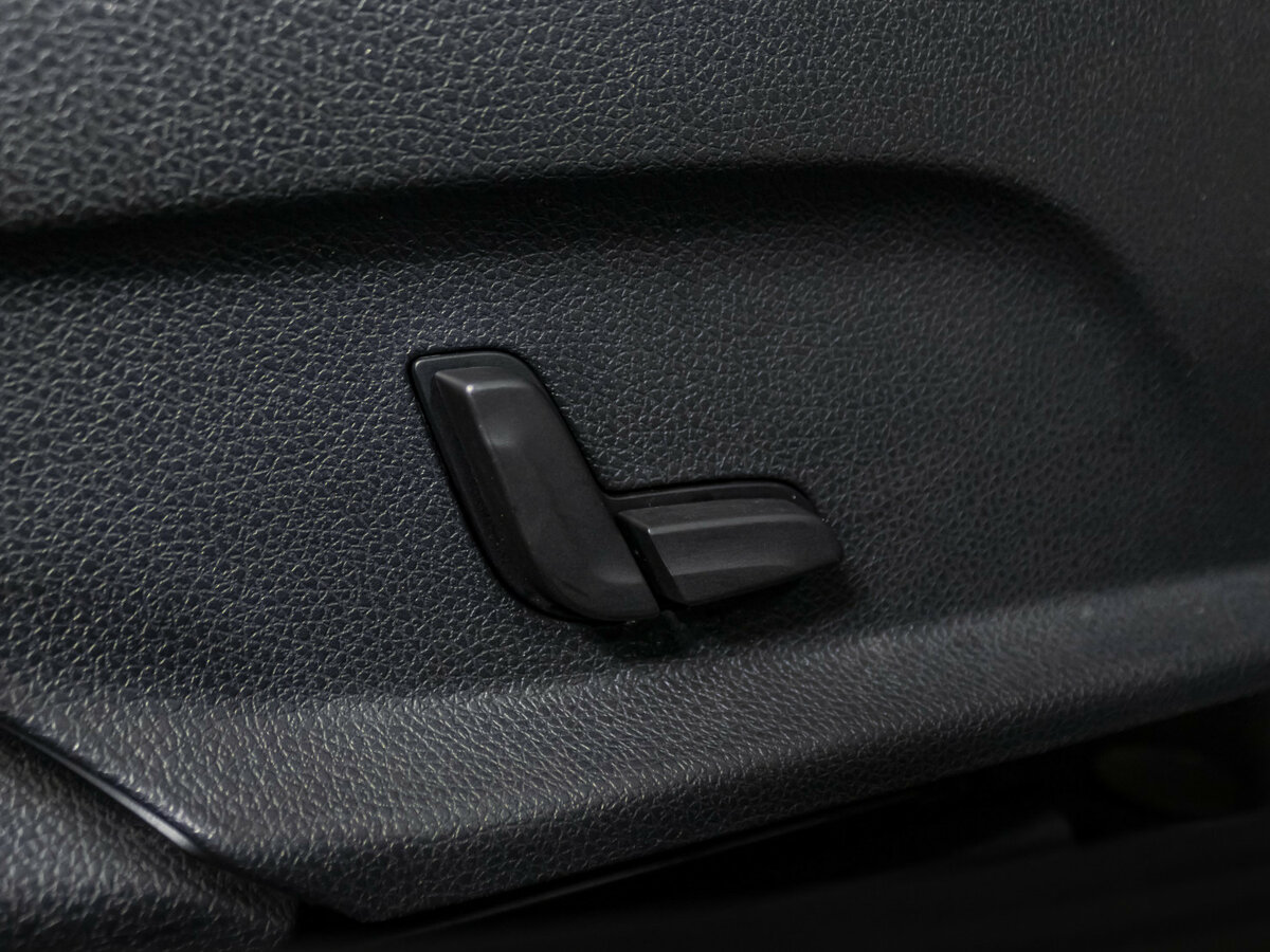 Купить Mercedes-Benz C-Класс с пробегом. Фото: #14