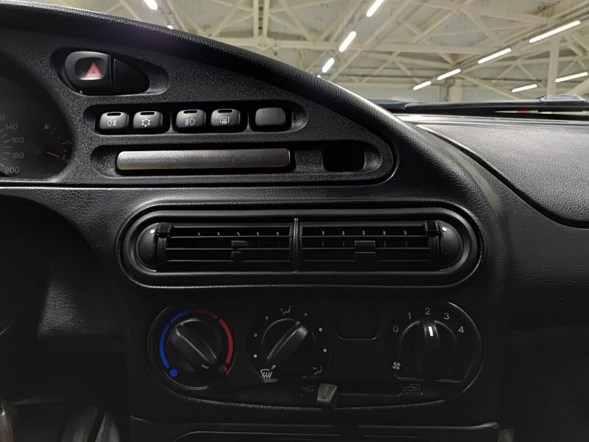 Купить Chevrolet Niva с пробегом. Фото: #14