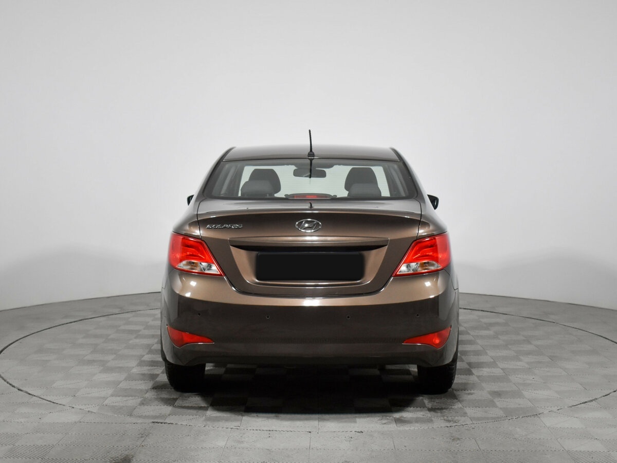 Купить Hyundai Solaris с пробегом. Фото: #5