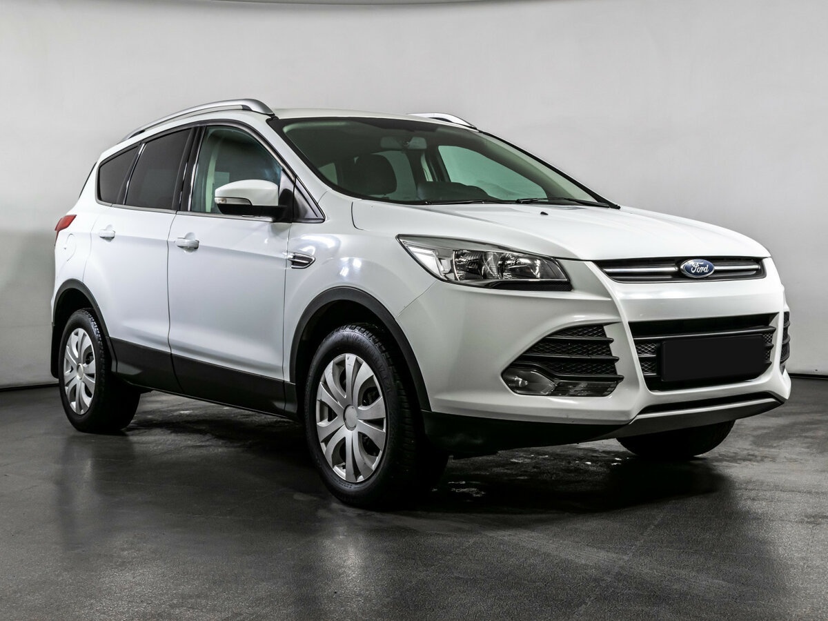Купить Ford Kuga с пробегом. Фото: #2