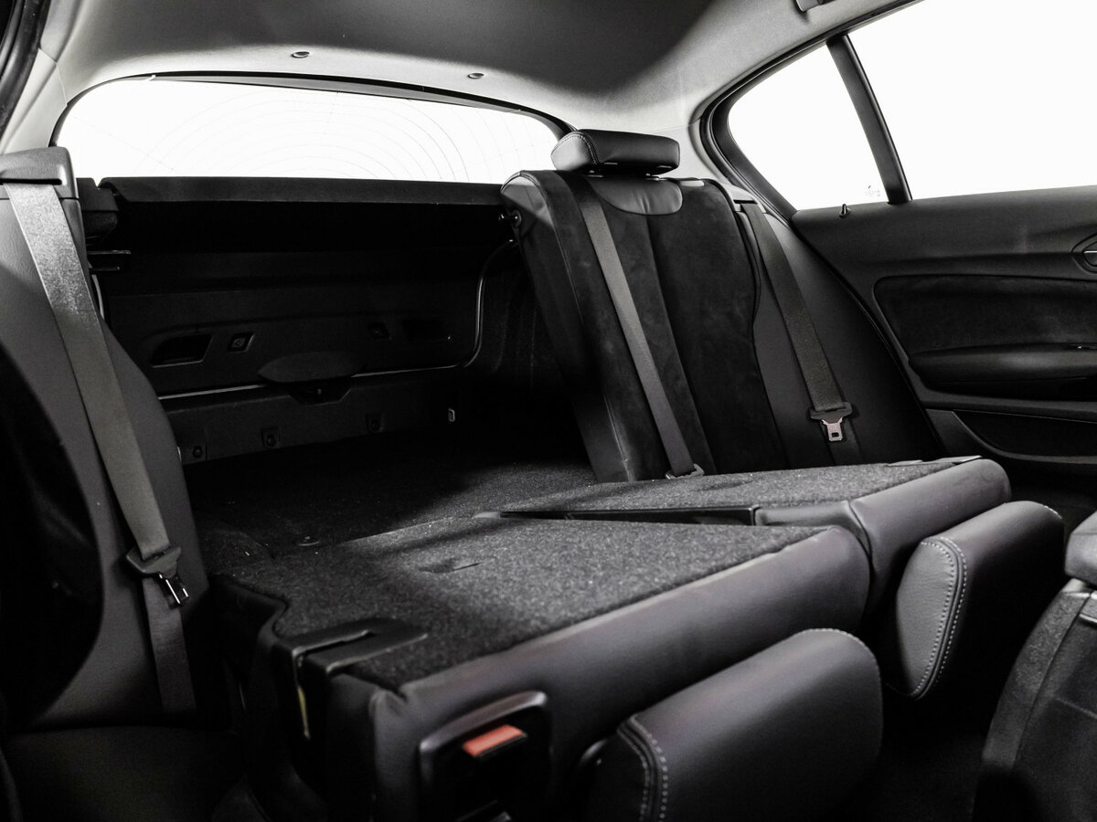 Купить BMW 1 серии с пробегом. Фото: #21