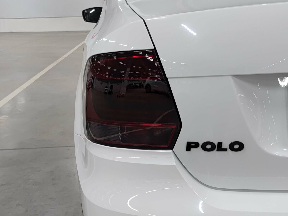 Купить Volkswagen Polo с пробегом. Фото: #8