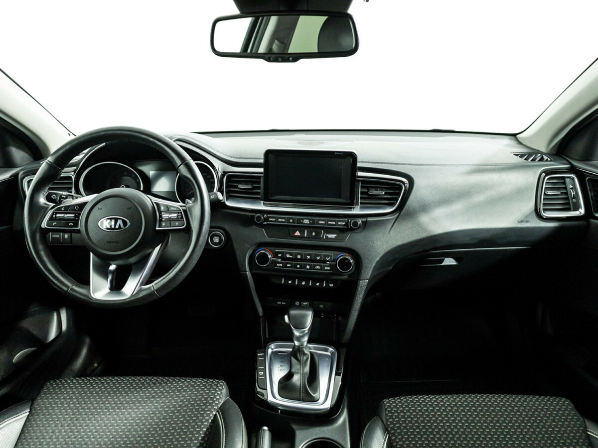 Купить Kia Ceed с пробегом. Фото: #12