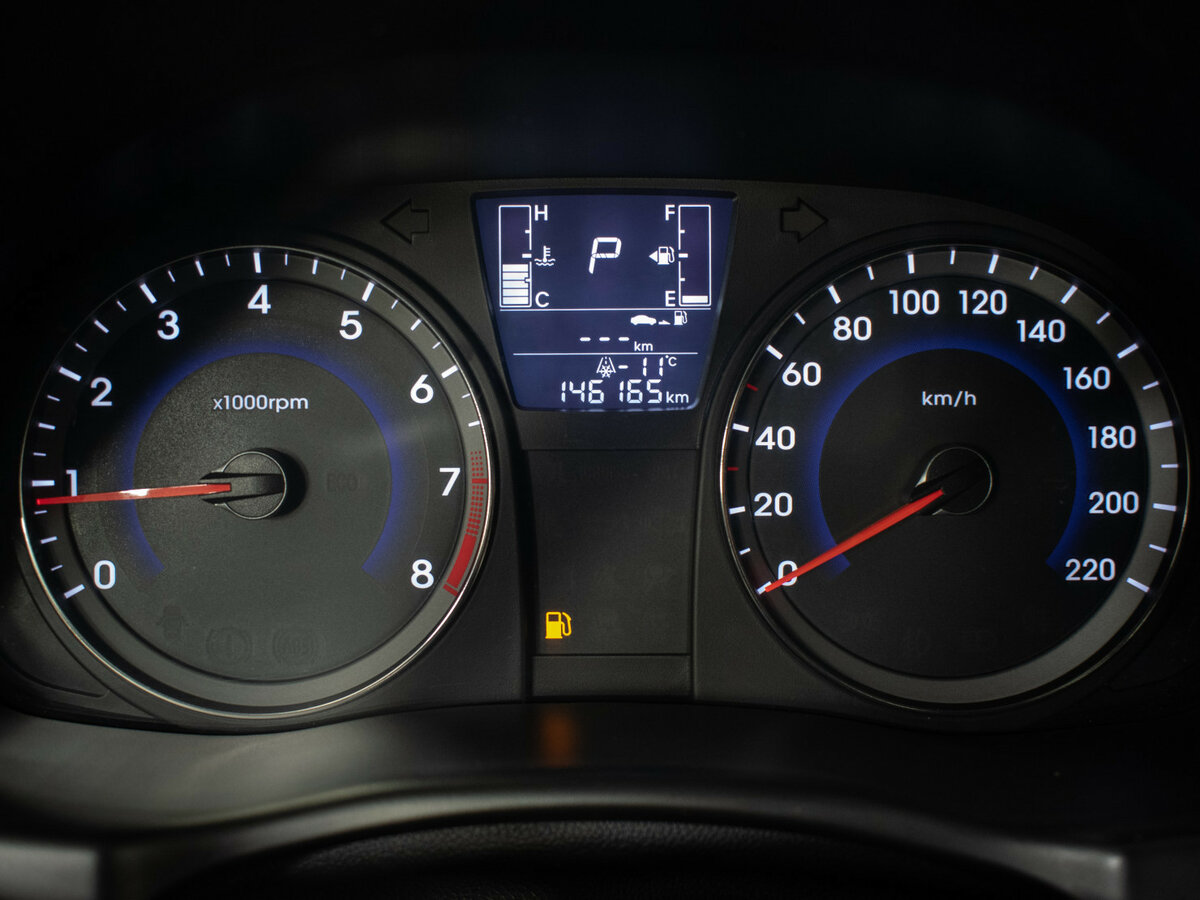 Купить Hyundai Solaris с пробегом. Фото: #11