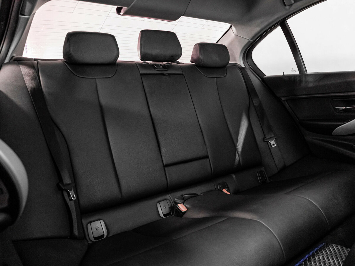 Купить BMW 3 серии с пробегом. Фото: #18