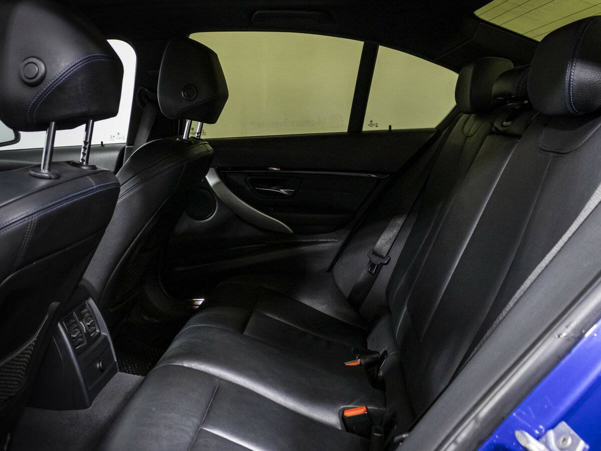 Купить BMW 3 серии с пробегом. Фото: #11