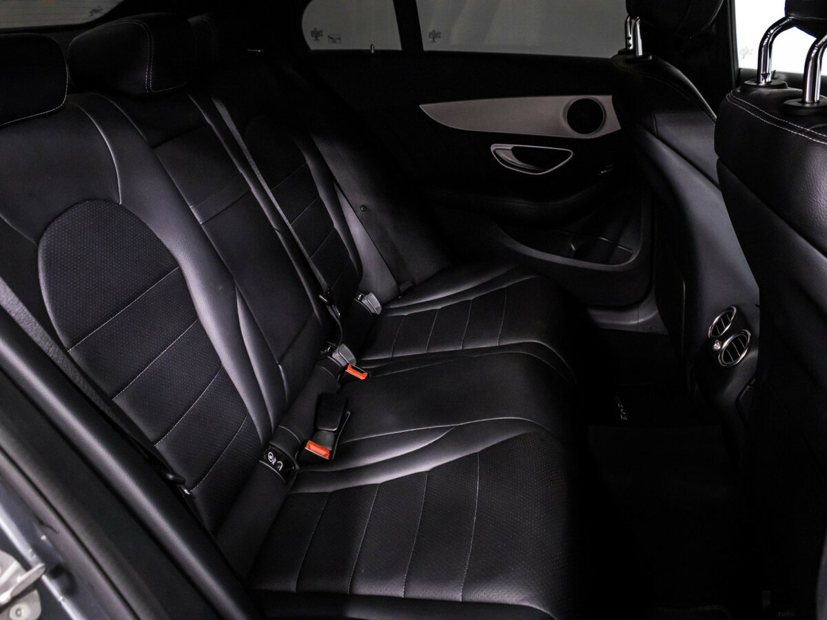 Купить Mercedes-Benz C-Класс с пробегом. Фото: #15