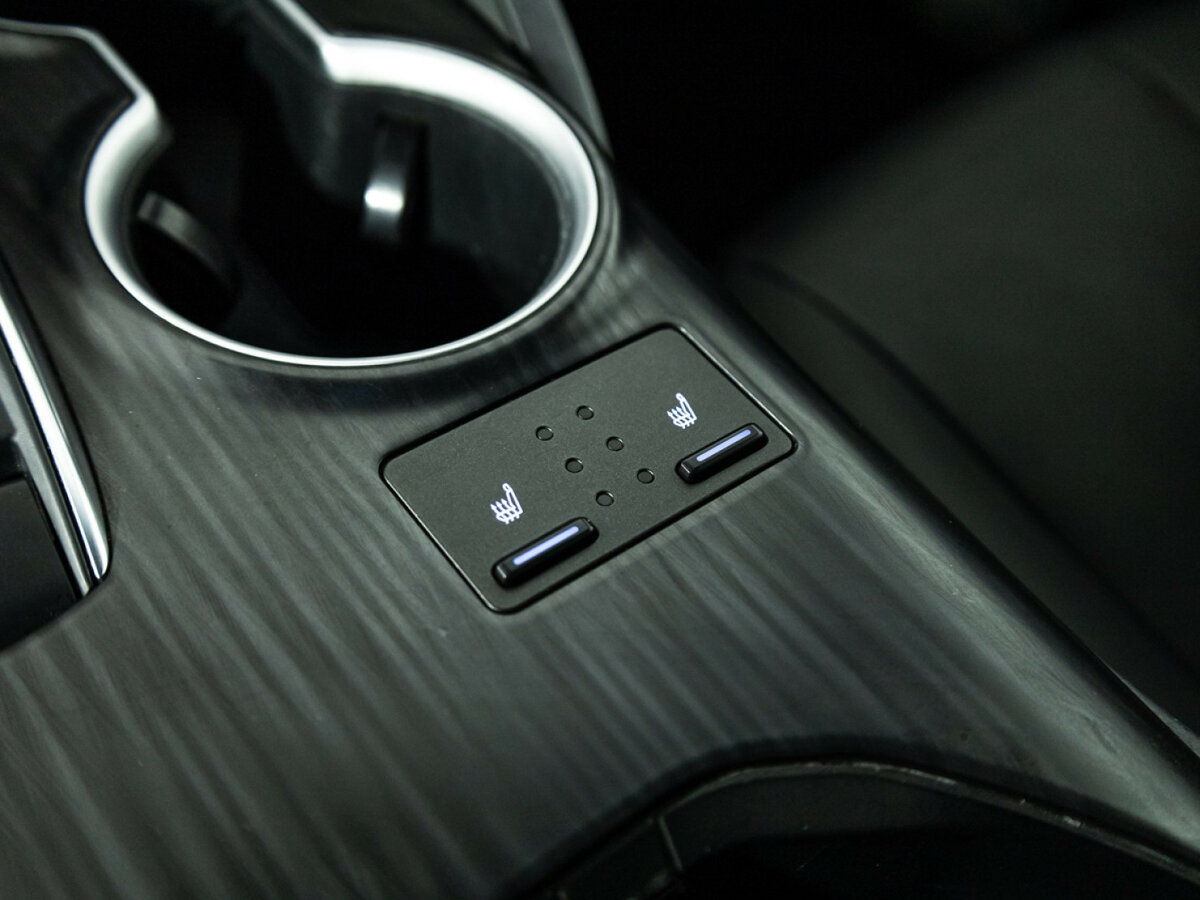 Купить Toyota Camry с пробегом. Фото: #17