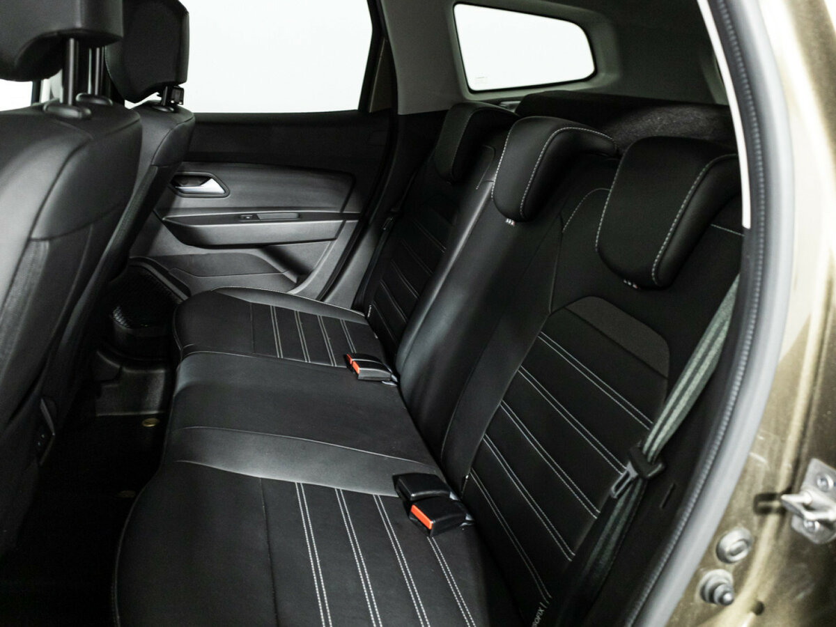 Купить Renault Duster с пробегом. Фото: #9