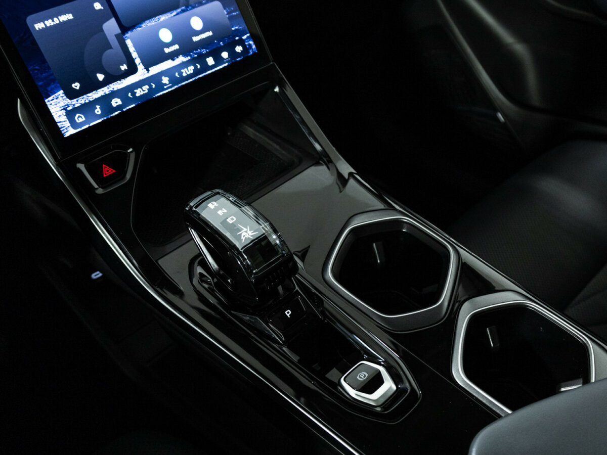 Купить Geely Atlas с пробегом. Фото: #16