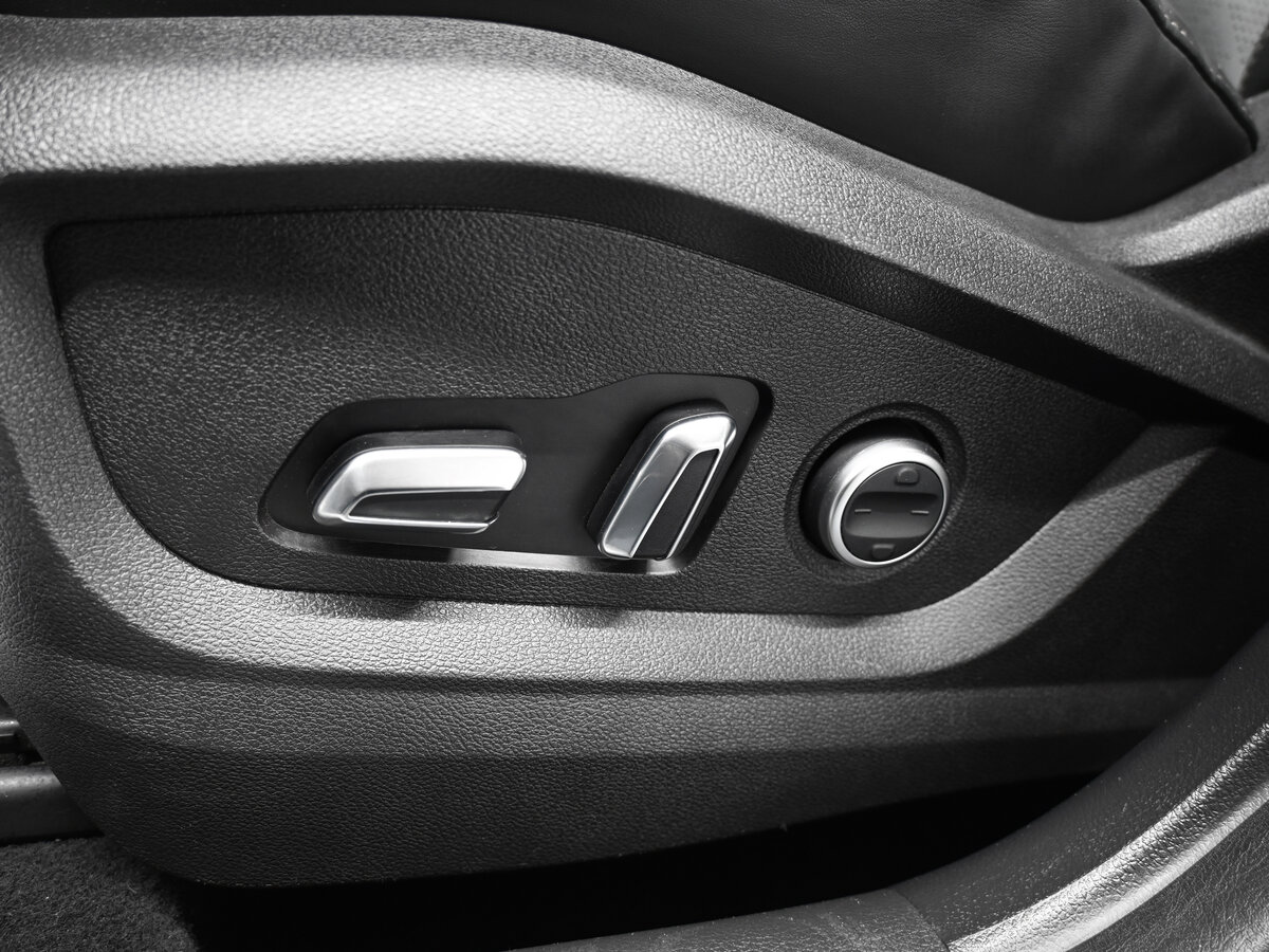 Купить Chery Tiggo 8 с пробегом. Фото: #19