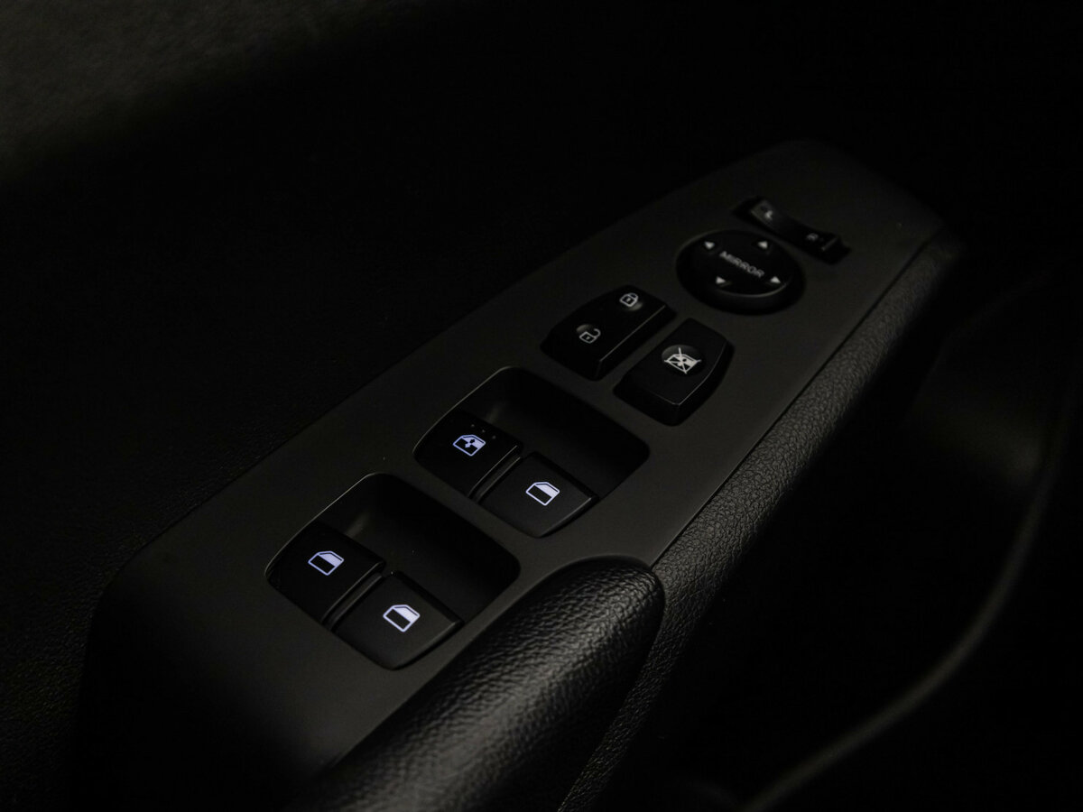 Купить Hyundai Solaris с пробегом. Фото: #15