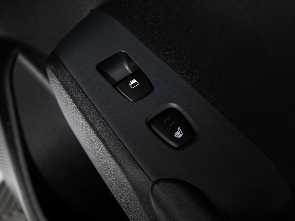 Купить Hyundai Solaris с пробегом. Фото: #17