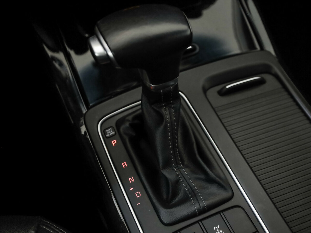 Купить Kia Sorento с пробегом. Фото: #19