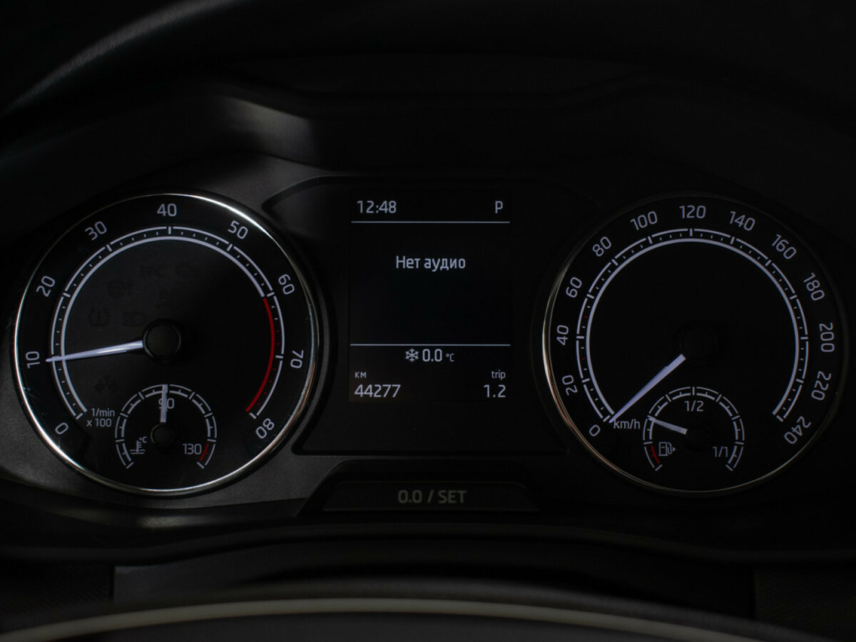 Купить Skoda Rapid с пробегом. Фото: #9