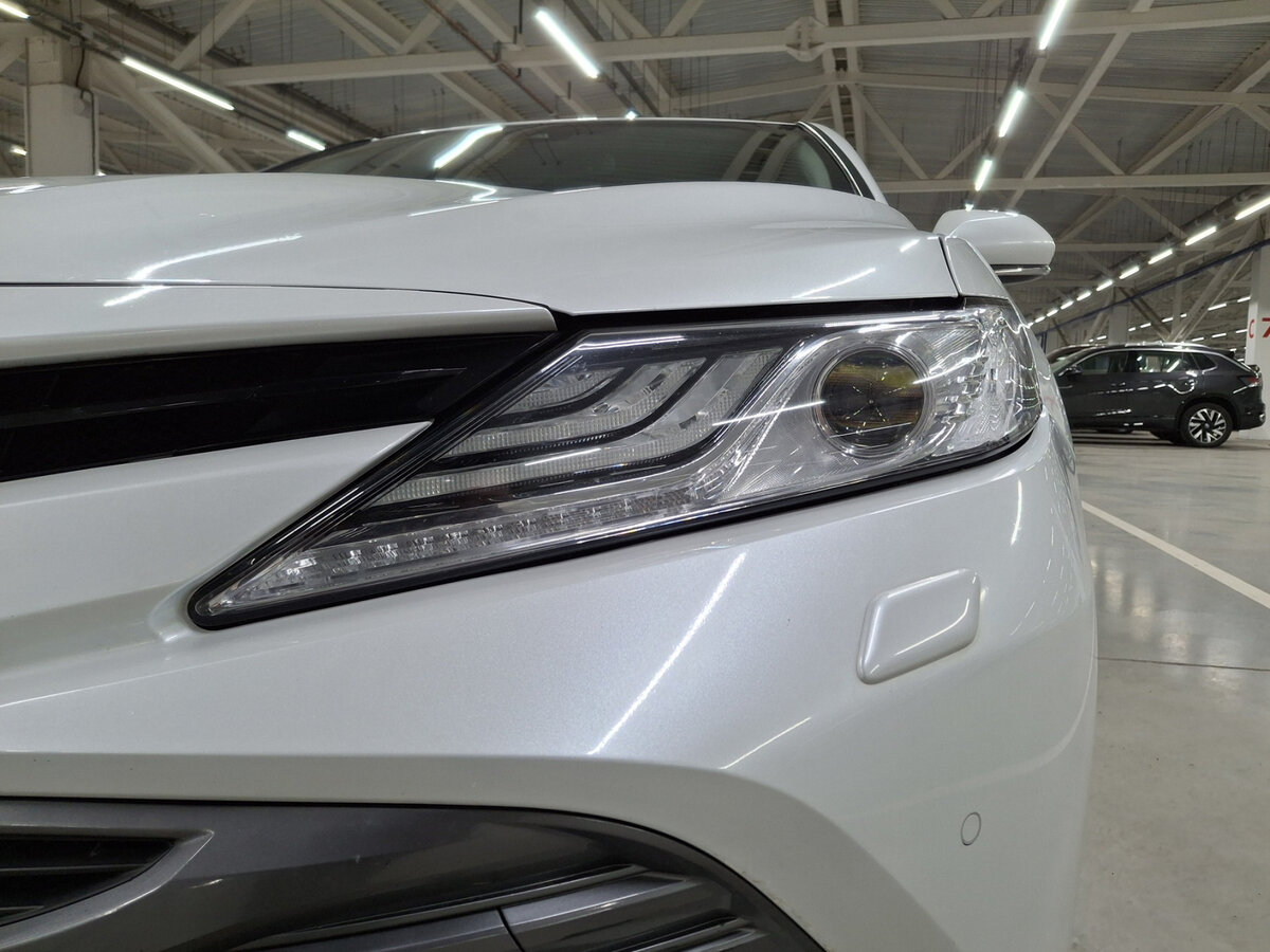 Купить Toyota Camry с пробегом. Фото: #16