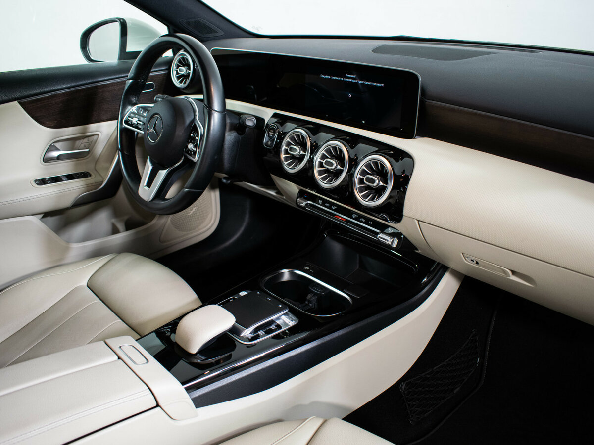 Купить Mercedes-Benz A-Класс с пробегом. Фото: #7