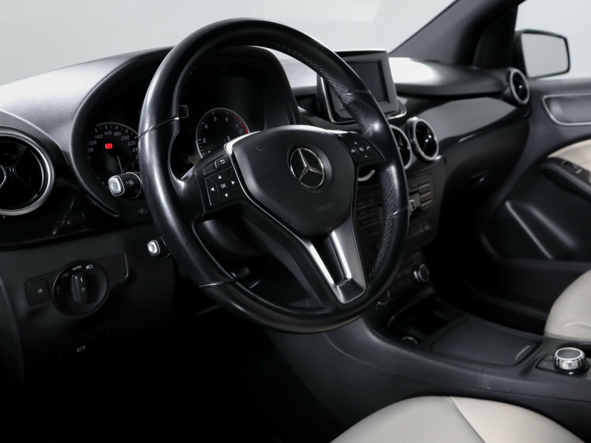 Купить Mercedes-Benz B-Класс с пробегом. Фото: #10