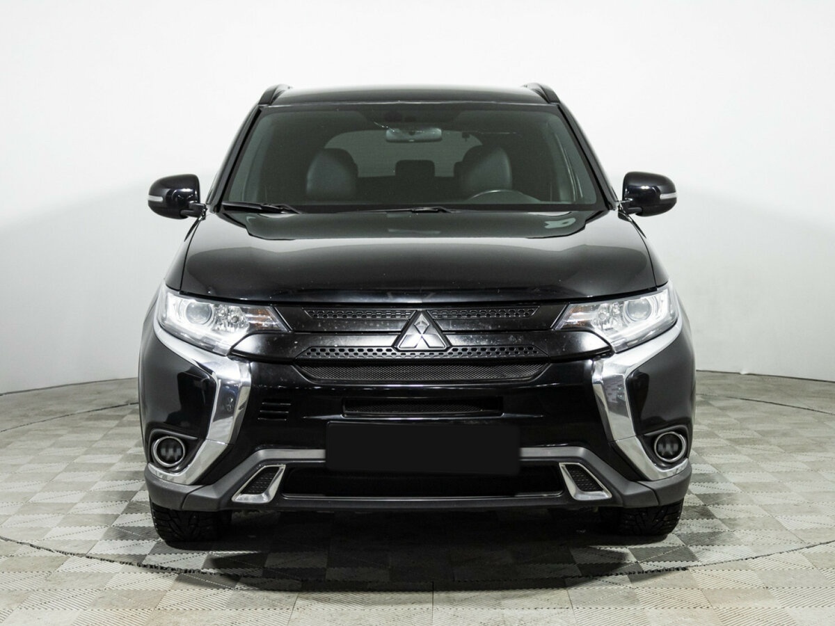 Купить Mitsubishi Outlander с пробегом. Фото: #1