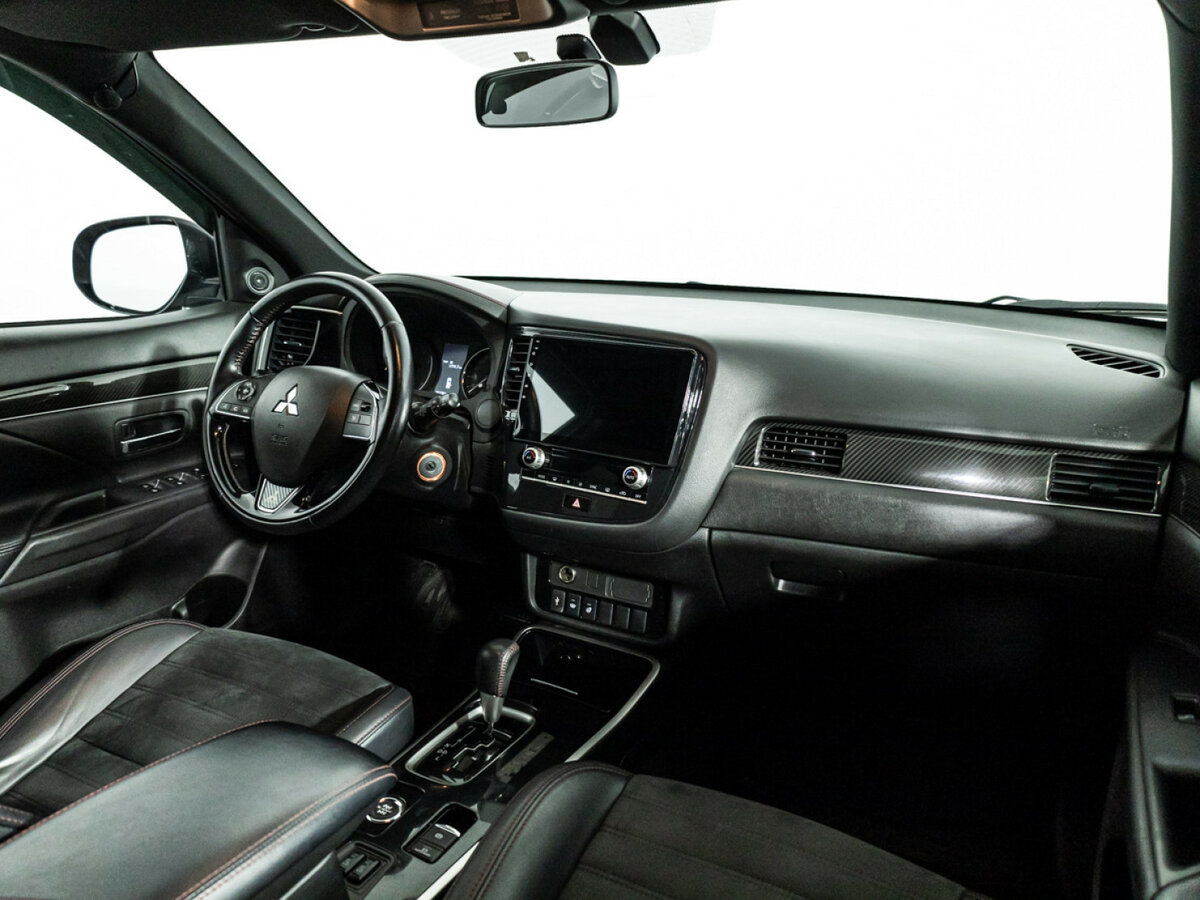 Купить Mitsubishi Outlander с пробегом. Фото: #8