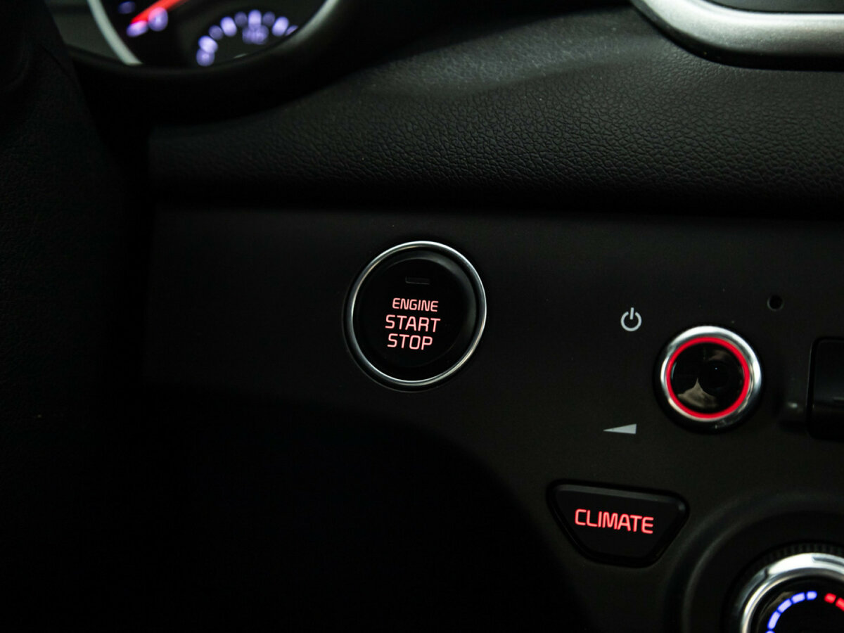 Купить Kia Sportage с пробегом. Фото: #18