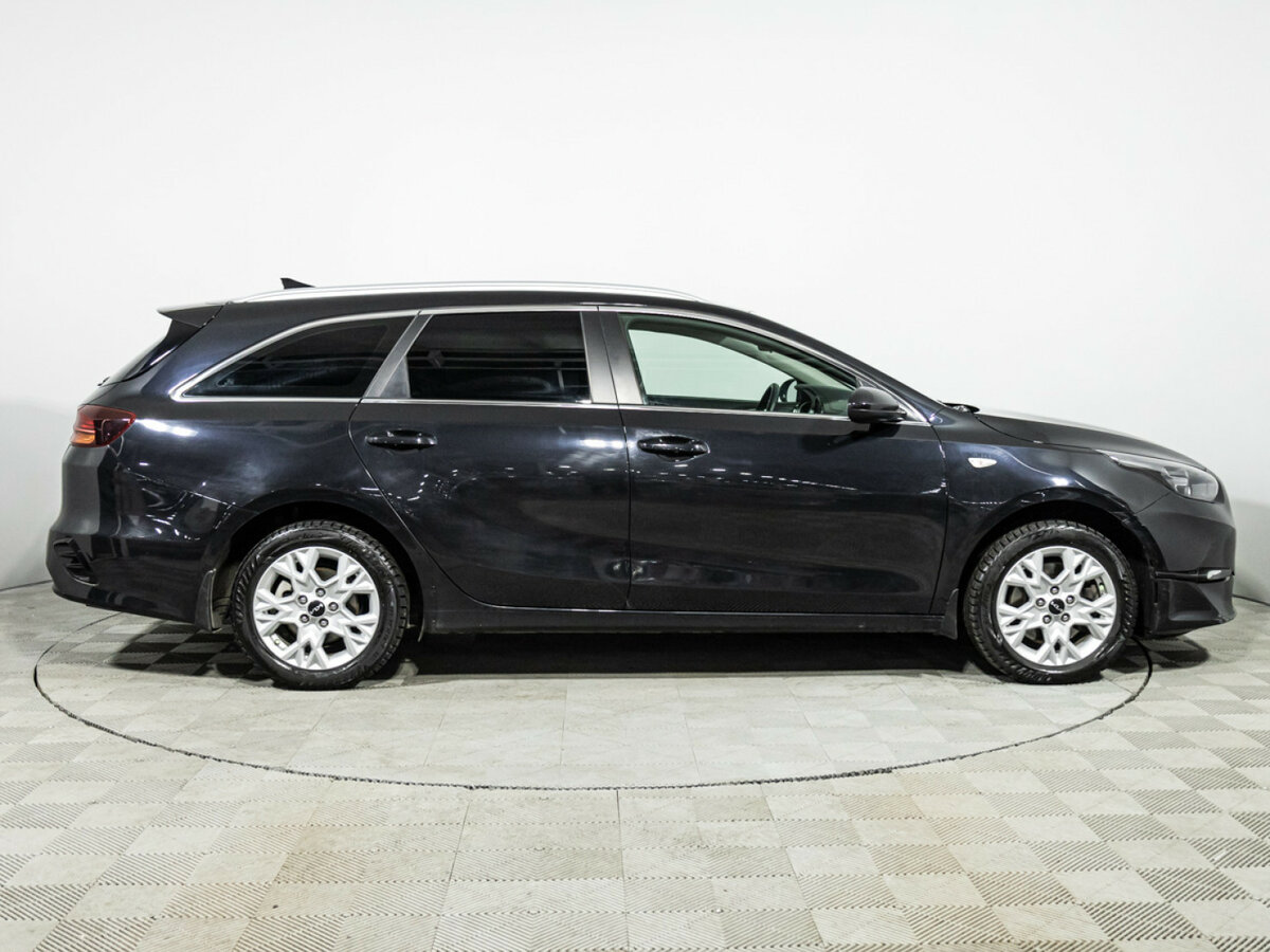 Купить Kia Ceed с пробегом. Фото: #3